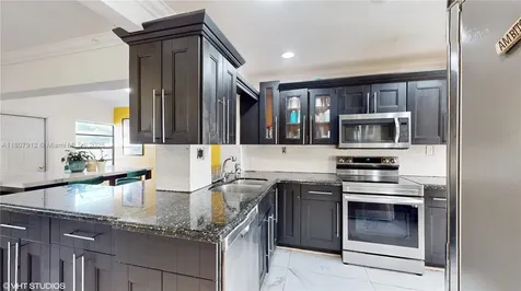 3920 NW 36th Avenue Lauderdale Lakes FL 33309