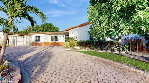 3920 NW 36th Avenue Lauderdale Lakes FL 33309