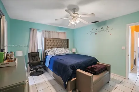 5390 SW 10th Court Margate FL 33068