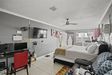 5390 SW 10th Court Margate FL 33068