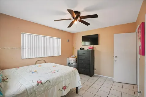 5390 SW 10th Court Margate FL 33068