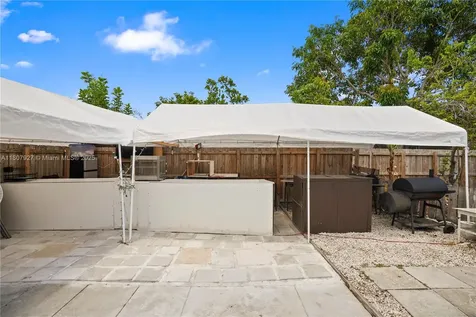 5390 SW 10th Court Margate FL 33068