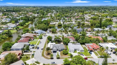 5390 SW 10th Court Margate FL 33068