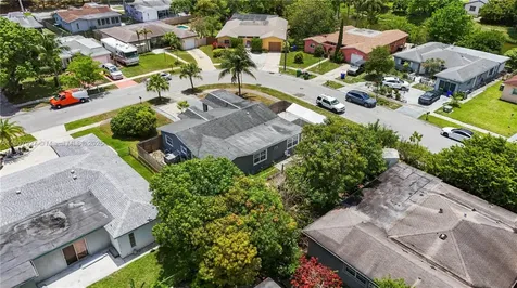 5390 SW 10th Court Margate FL 33068