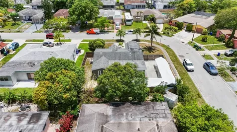 5390 SW 10th Court Margate FL 33068
