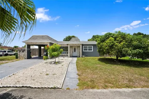 5390 SW 10th Court Margate FL 33068