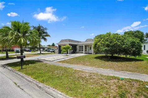 5390 SW 10th Court Margate FL 33068