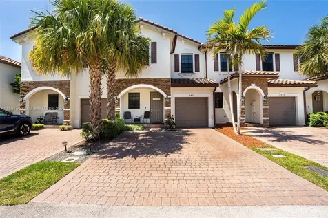 5421 NW 27th Street Margate FL 33063