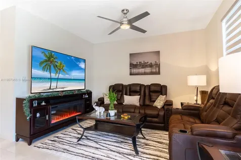 5421 NW 27th Street Margate FL 33063