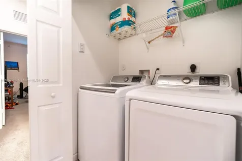 5421 NW 27th Street Margate FL 33063