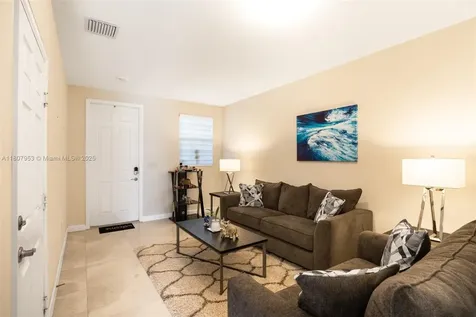 5421 NW 27th Street Margate FL 33063