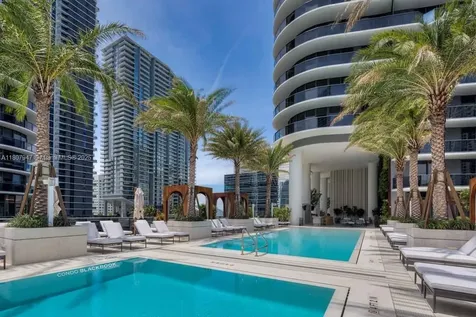 801 S Miami Avenue Miami FL 33130