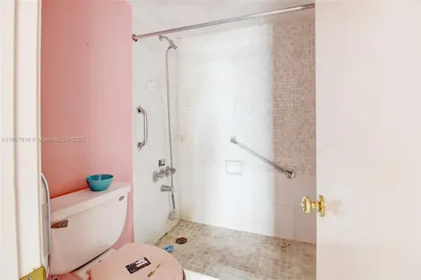 7135 Collins Avenue Miami Beach FL 33141