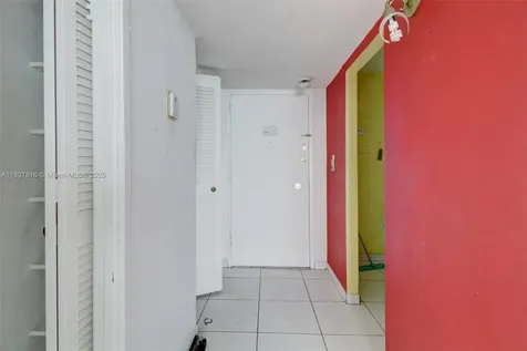 7135 Collins Avenue Miami Beach FL 33141