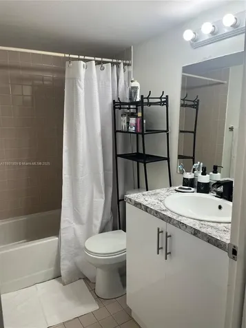 8260 SW 210th Street Cutler Bay FL 33189