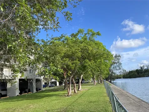 8260 SW 210th Street Cutler Bay FL 33189