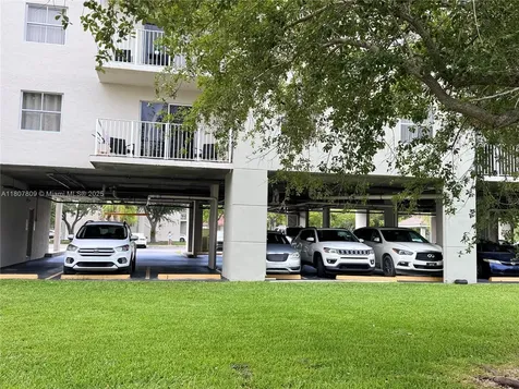 8260 SW 210th Street Cutler Bay FL 33189