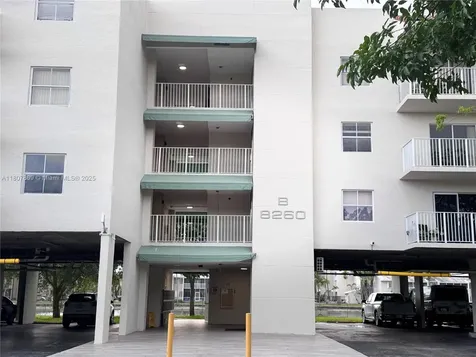 8260 SW 210th Street Cutler Bay FL 33189