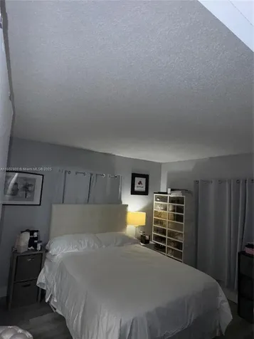8260 SW 210th Street Cutler Bay FL 33189