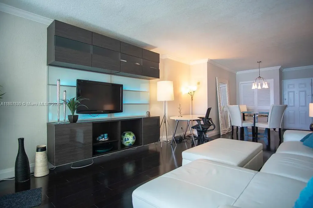 2501 S Ocean Drive Hollywood FL 33019
