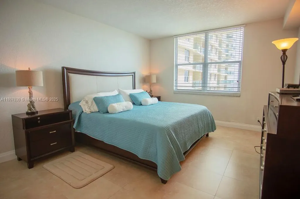 2501 S Ocean Drive Hollywood FL 33019