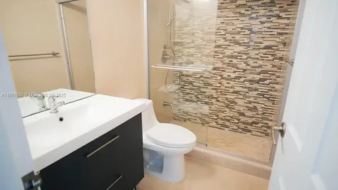 2501 S Ocean Drive Hollywood FL 33019