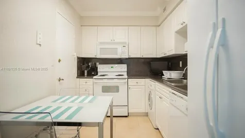 2501 S Ocean Drive Hollywood FL 33019