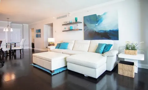 2501 S Ocean Drive Hollywood FL 33019