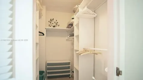 2501 S Ocean Drive Hollywood FL 33019