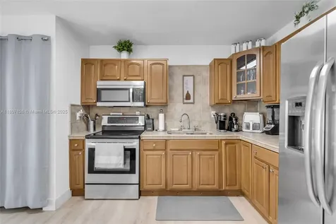 12946 SW 47th Terrace Miami FL 33175