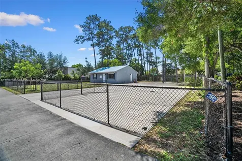 4736 Lake Worth Road Green Acres FL 33463