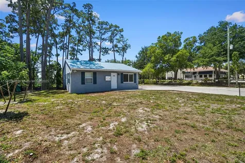 4736 Lake Worth Road Green Acres FL 33463
