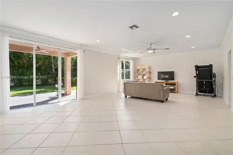 850 Nandina Drive Weston FL 33327
