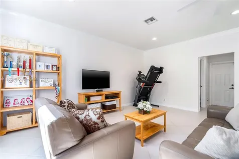 850 Nandina Drive Weston FL 33327