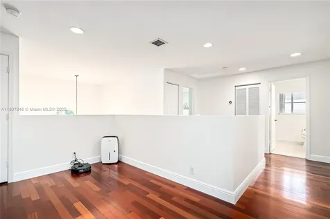 850 Nandina Drive Weston FL 33327