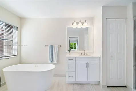 850 Nandina Drive Weston FL 33327