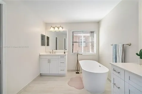 850 Nandina Drive Weston FL 33327