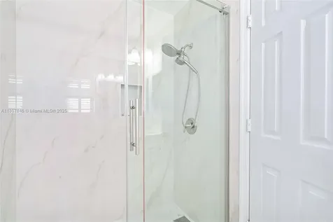 850 Nandina Drive Weston FL 33327