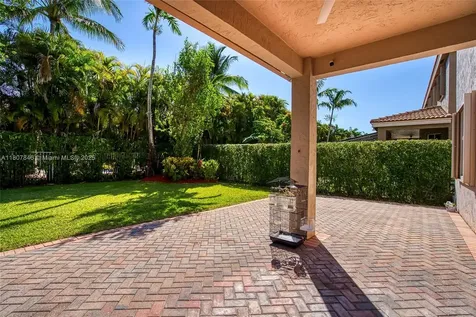 850 Nandina Drive Weston FL 33327