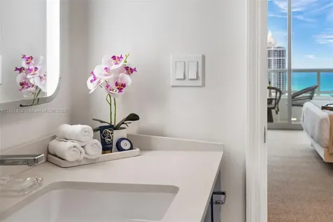 4401 Collins Avenue Miami Beach FL 33140