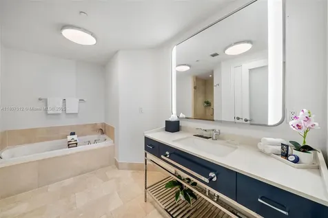 4401 Collins Avenue Miami Beach FL 33140