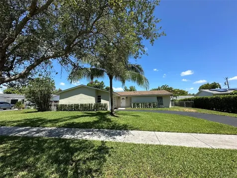 18735 SW 99th Road Cutler Bay FL 33157