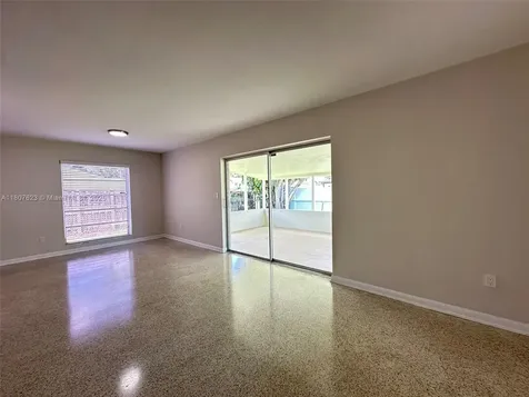 18735 SW 99th Road Cutler Bay FL 33157