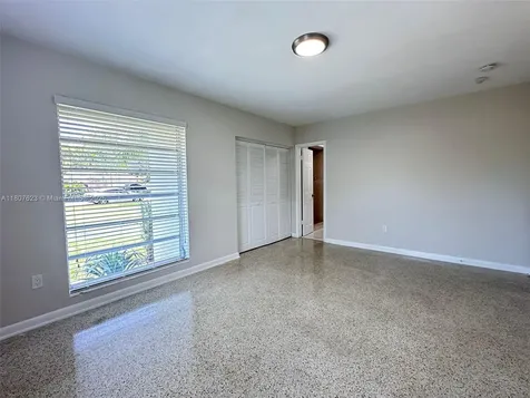 18735 SW 99th Road Cutler Bay FL 33157