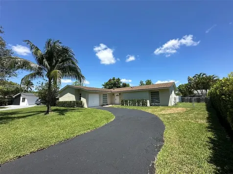 18735 SW 99th Road Cutler Bay FL 33157