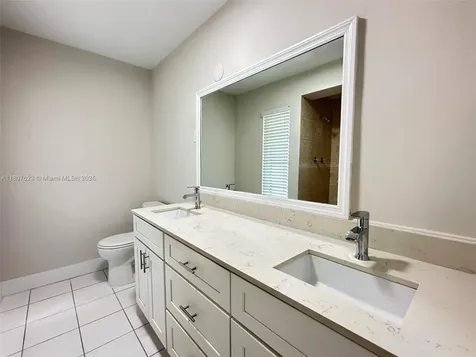 18735 SW 99th Road Cutler Bay FL 33157