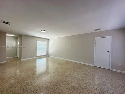 18735 SW 99th Road Cutler Bay FL 33157