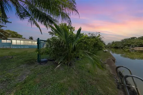 13521 S Biscayne River Road Miami FL 33161