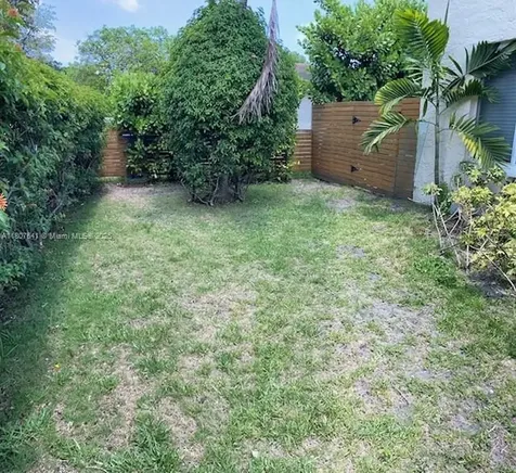 1074 NW 49th Street Miami FL 33127
