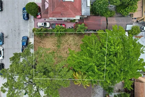 1873 NW Flagler Terrace Miami FL 33125